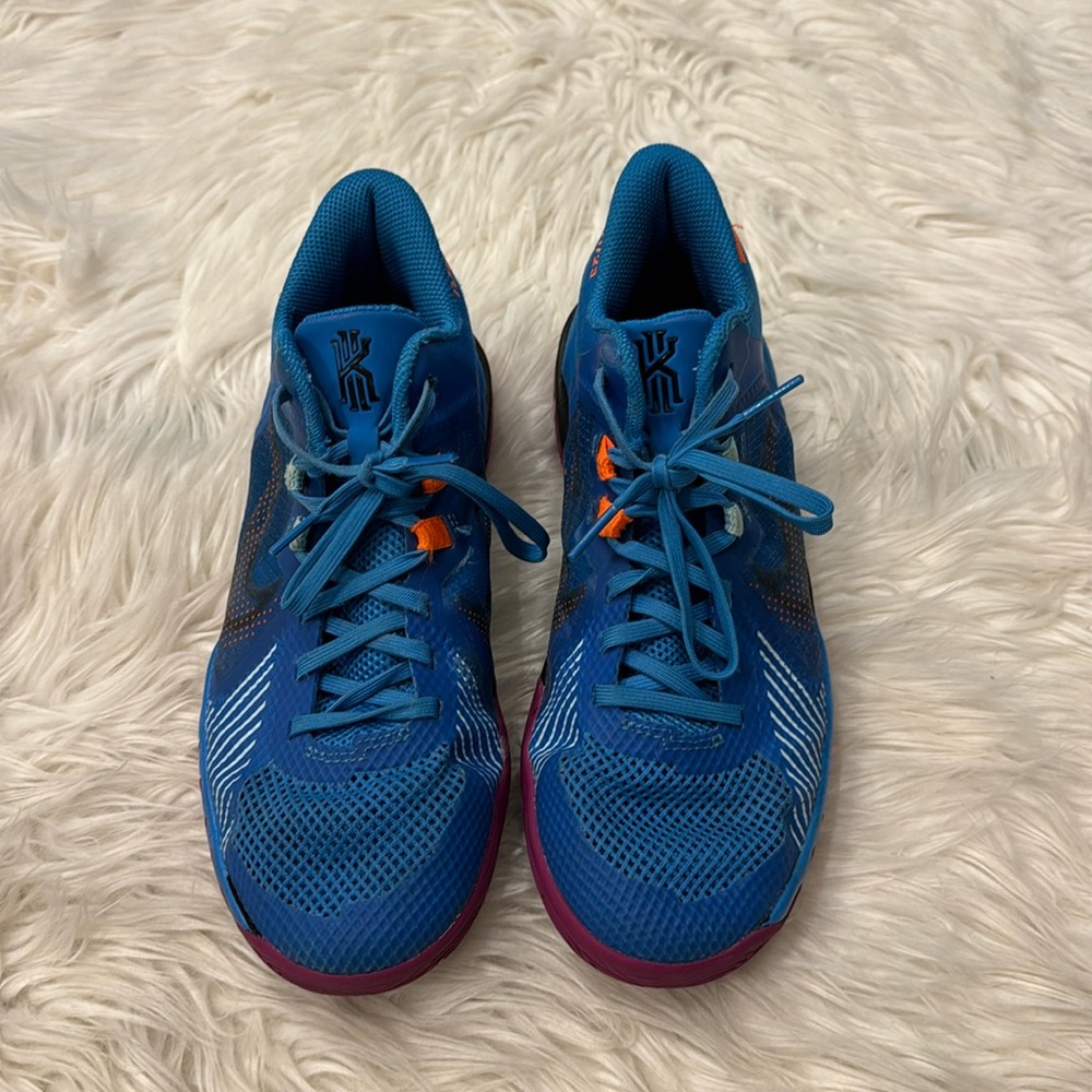 Unisex Nike kyrie basketball shoes